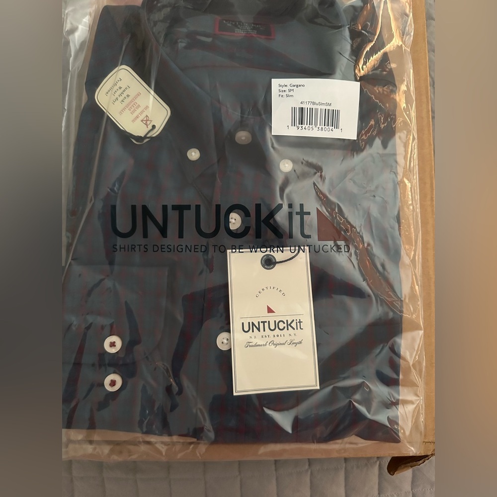 NWT UNTUCKit Men's Navy and Red Shirt Jacket